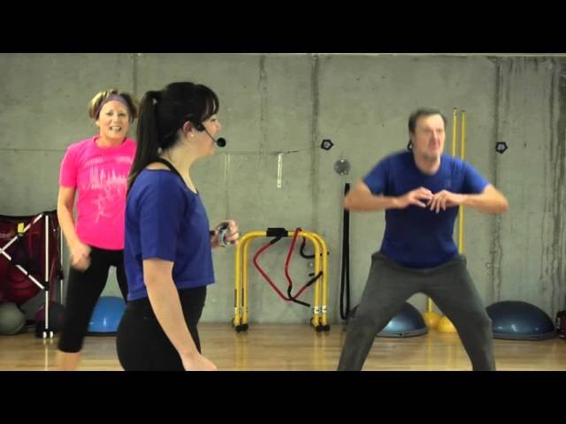 Actividad física en Kirolklub durante su quinto aniversario